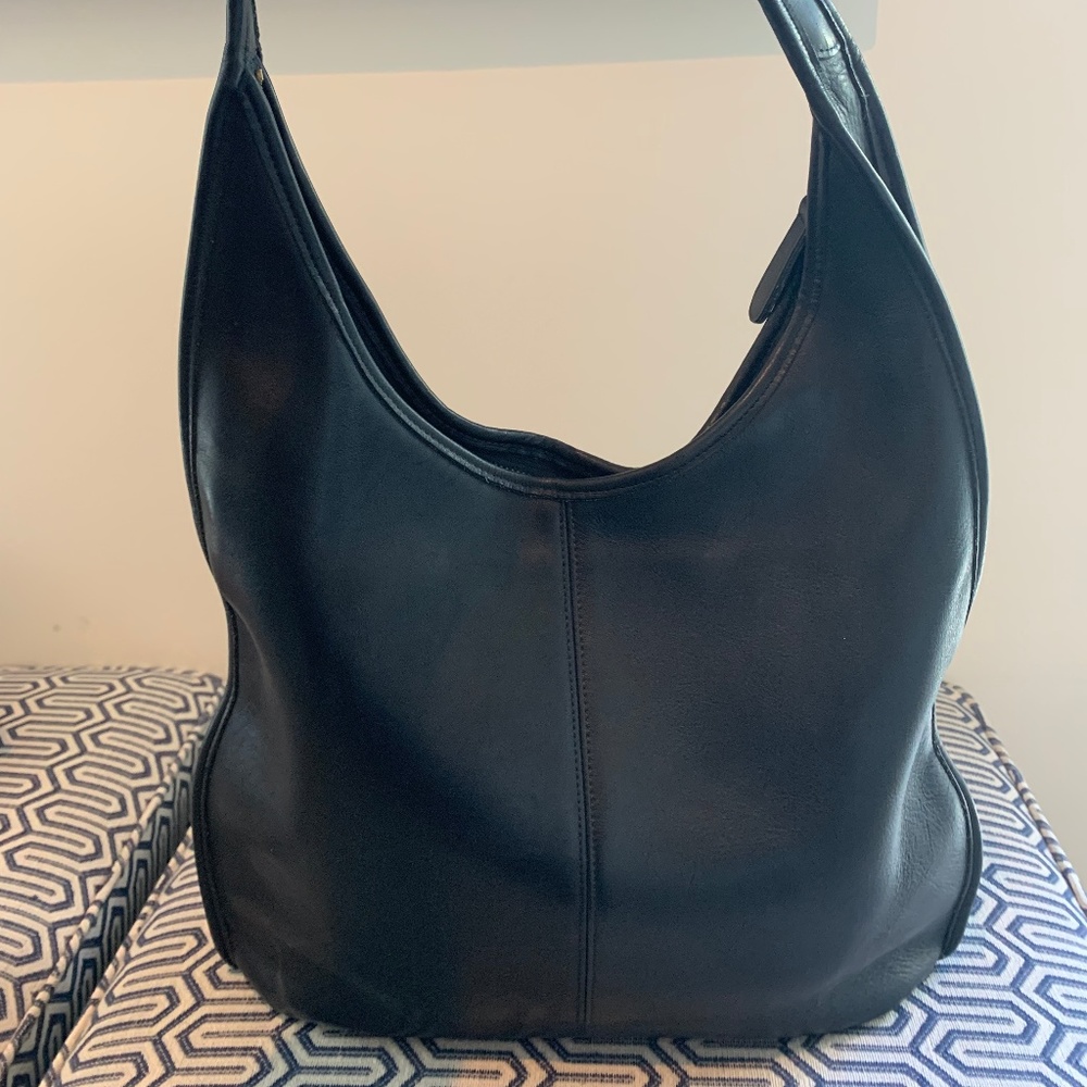 Vintage circa 90's Coach HOBO bag gold zipper